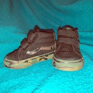 Vans Shoes - Toddler/infant size 4 Vans. Vans Shoes - Toddler/infant size 4 Vans.